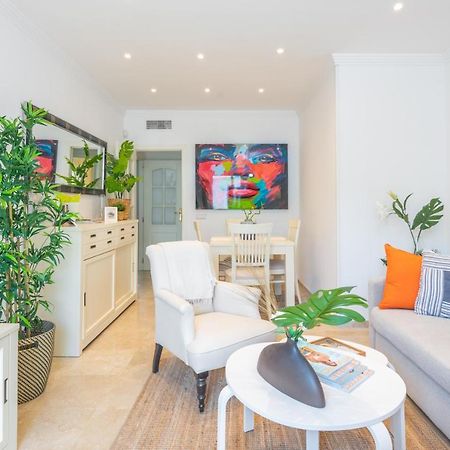 Апартаменти Atico 2 Terrazas Junto Al Mar By Rent Me Естепона Екстер'єр фото