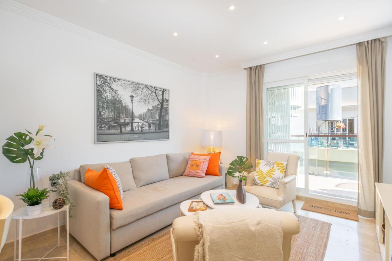 Апартаменти Atico 2 Terrazas Junto Al Mar By Rent Me Естепона Екстер'єр фото
