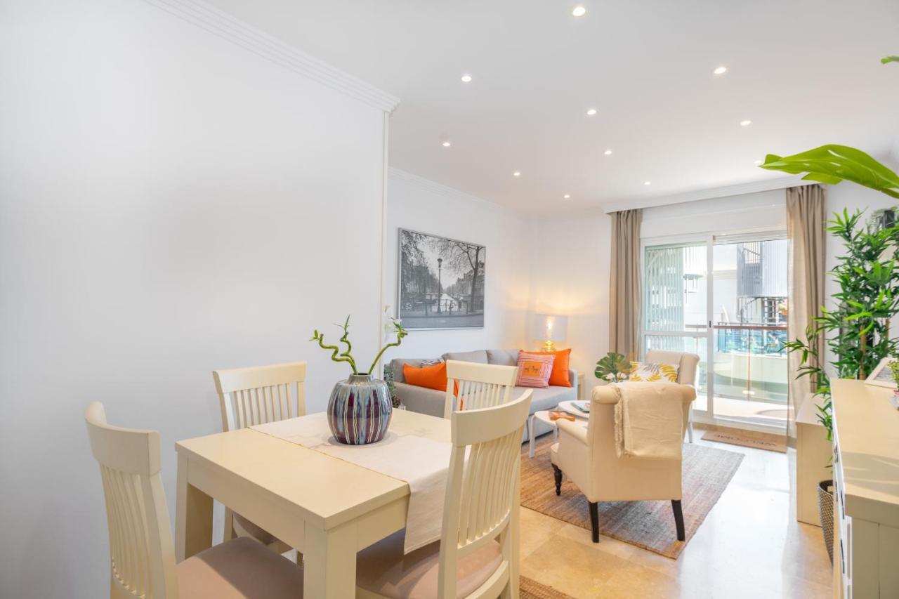 Апартаменти Atico 2 Terrazas Junto Al Mar By Rent Me Естепона Екстер'єр фото