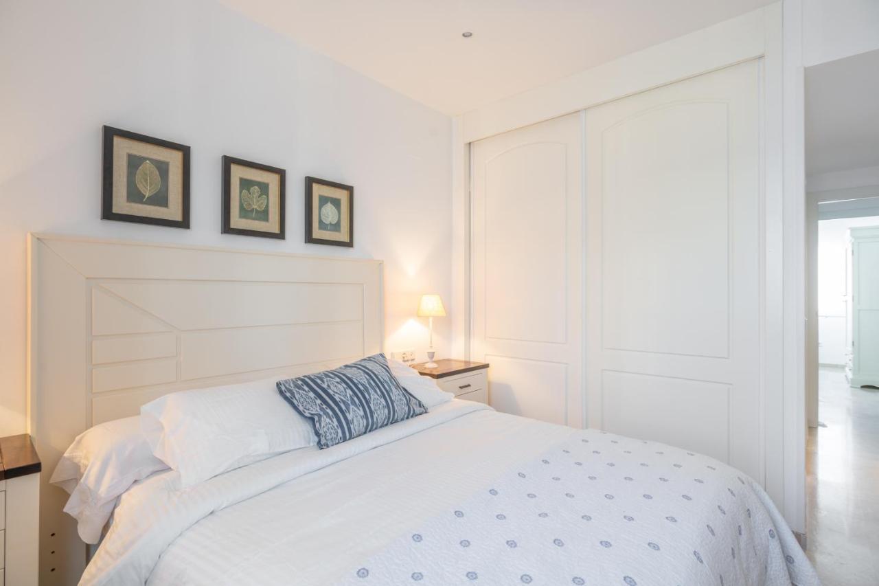 Апартаменти Atico 2 Terrazas Junto Al Mar By Rent Me Естепона Екстер'єр фото