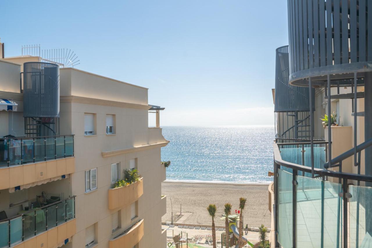 Апартаменти Atico 2 Terrazas Junto Al Mar By Rent Me Естепона Екстер'єр фото